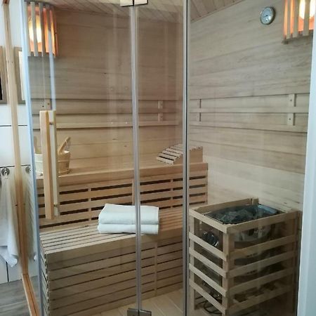 Ferienwohnung Am Reinhardswald - Eichenlaub - Mit Sauna Trendelburg Bagian luar foto