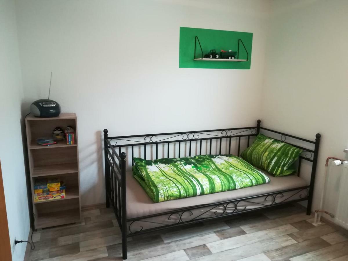 Ferienwohnung Am Reinhardswald - Eichenlaub - Mit Sauna Trendelburg Bagian luar foto